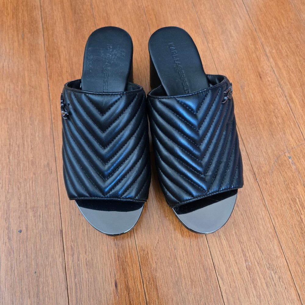 Karl Lagerfeld Black Slides Size: 6